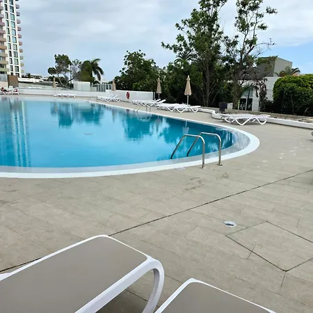 شقة Ocean Sunset View, Air Conditioned, Renovated